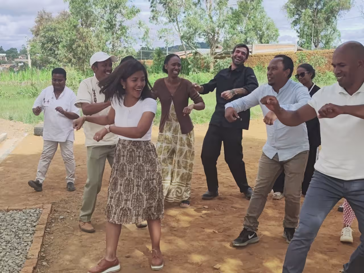 Featured image for “Noël du personnel 2025 : célébrer celles et ceux qui font vivre Aïna, Enfance & Avenir”