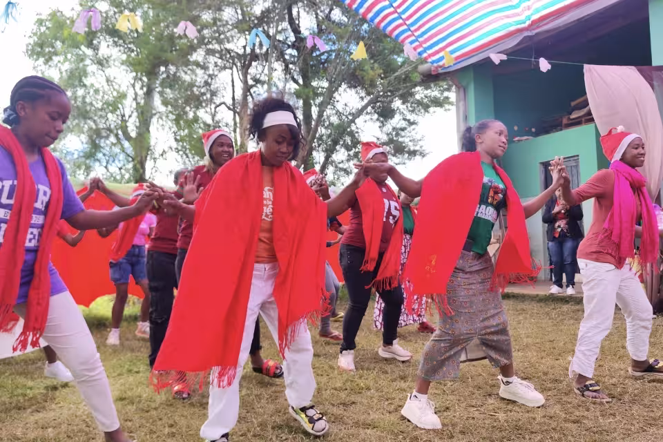 noel-2025-maternelles-solidaires-aina-11