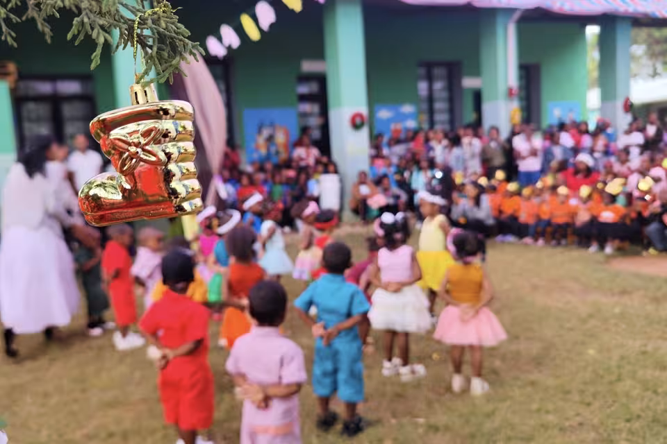 noel-2025-maternelles-solidaires-aina-12