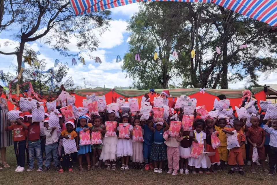 noel-2025-maternelles-solidaires-aina-18