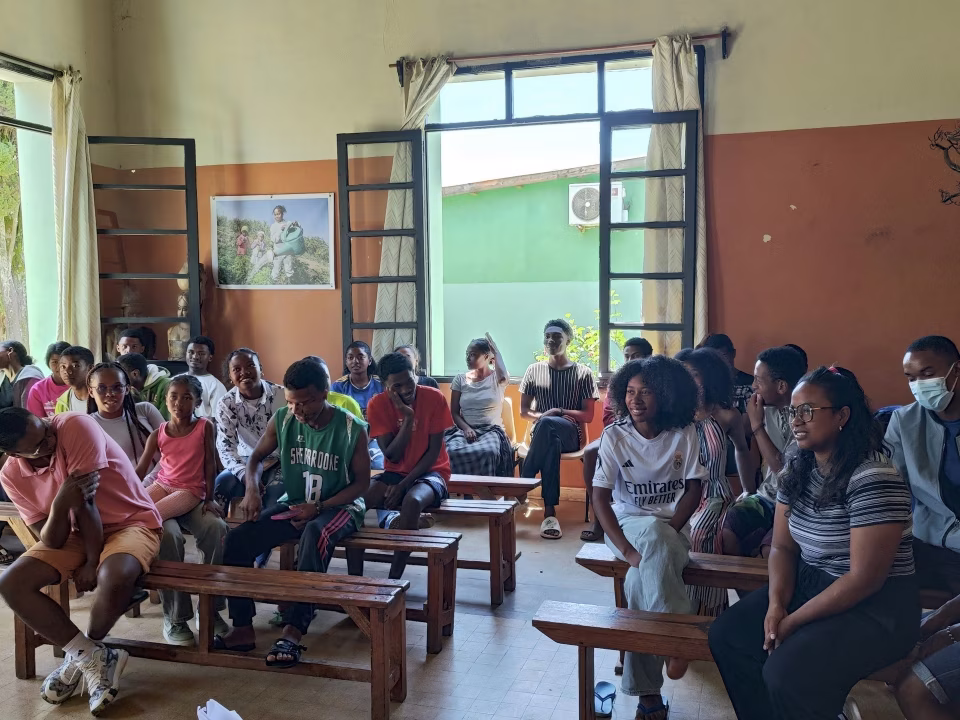 Featured image for “« Avy amiko ny fiovana » : quand le changement commence par soi”