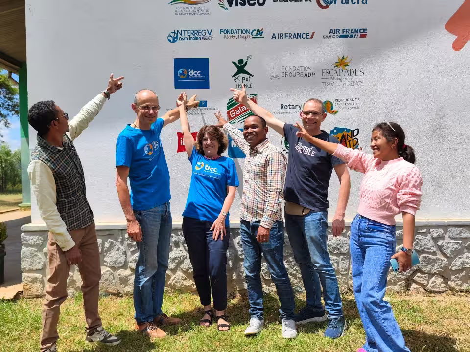 Featured image for “Coopération et engagement solidaire : la DCC aux côtés d&rsquo;Aïna pour accompagner les jeunes vers l&rsquo;autonomie”