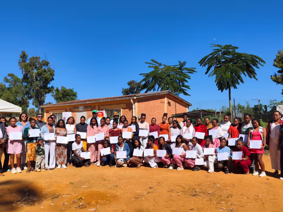 Featured image for “CFSC : 38 femmes et jeunes prennent leur envol vers l’autonomie”